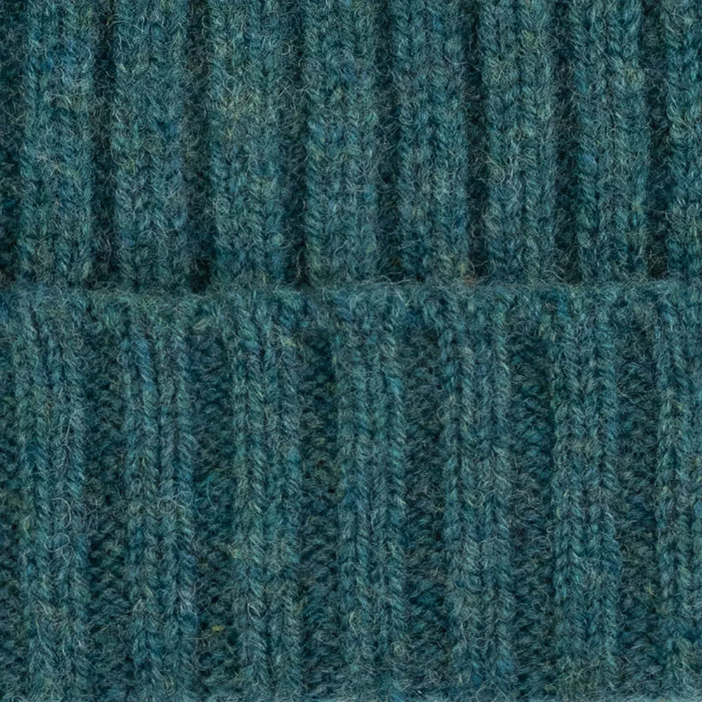 100% Lambswool Ribbed Beanie