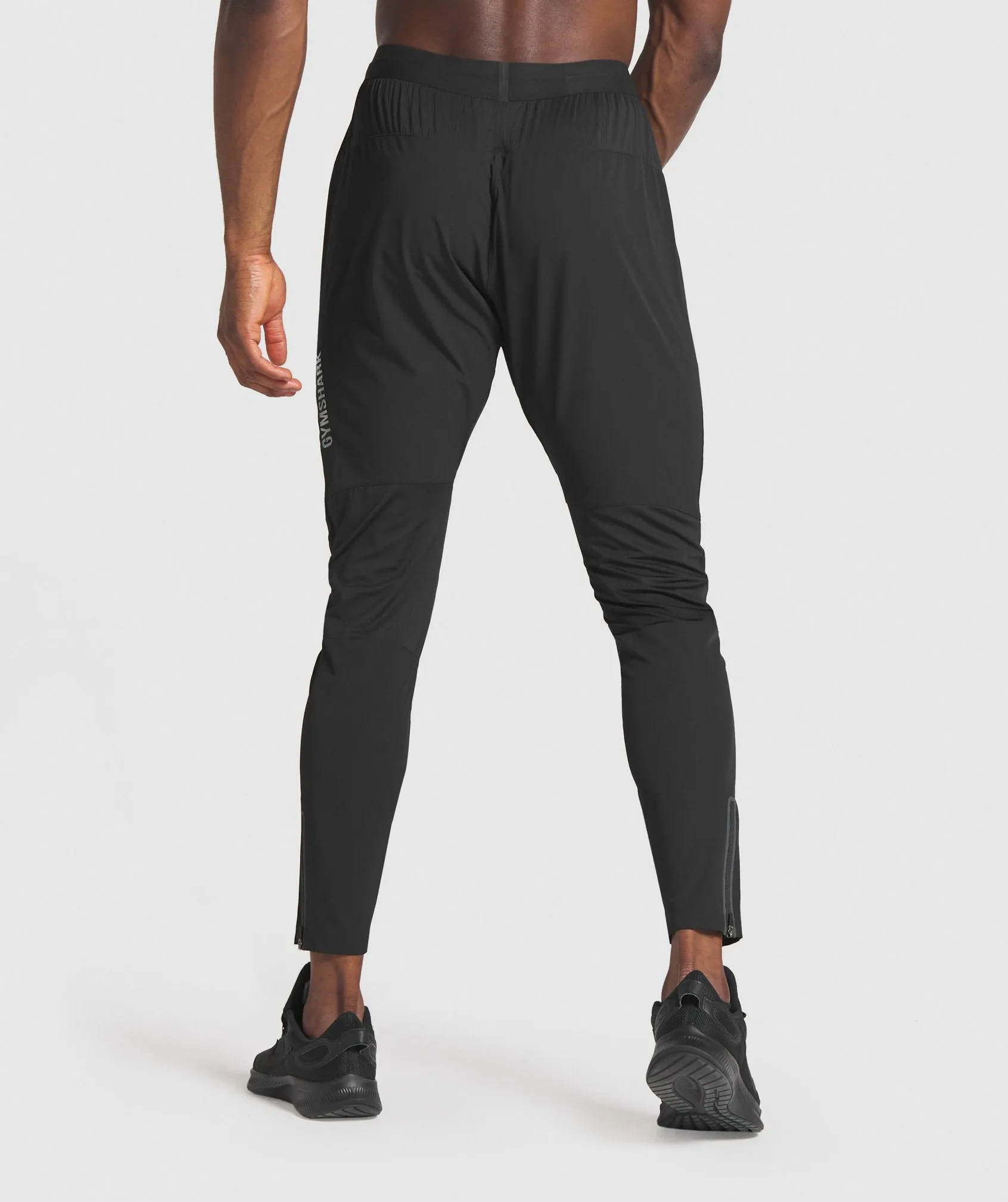 Gymshark Apex Joggers - Black