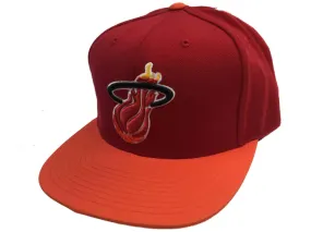 Miami Heat Mitchell & Ness Red & Orange Flat Bill Fitted Hat Cap (7 3/8)