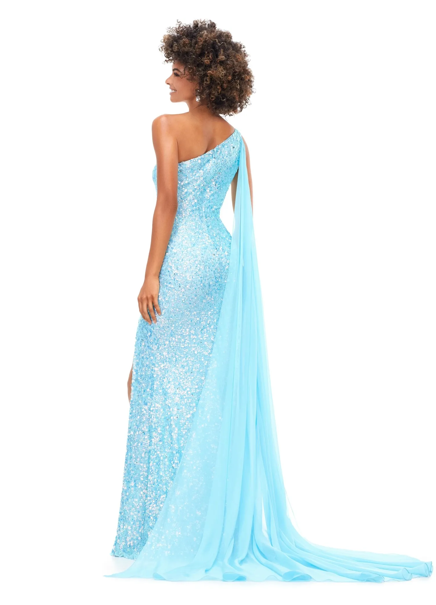 Miron Gown