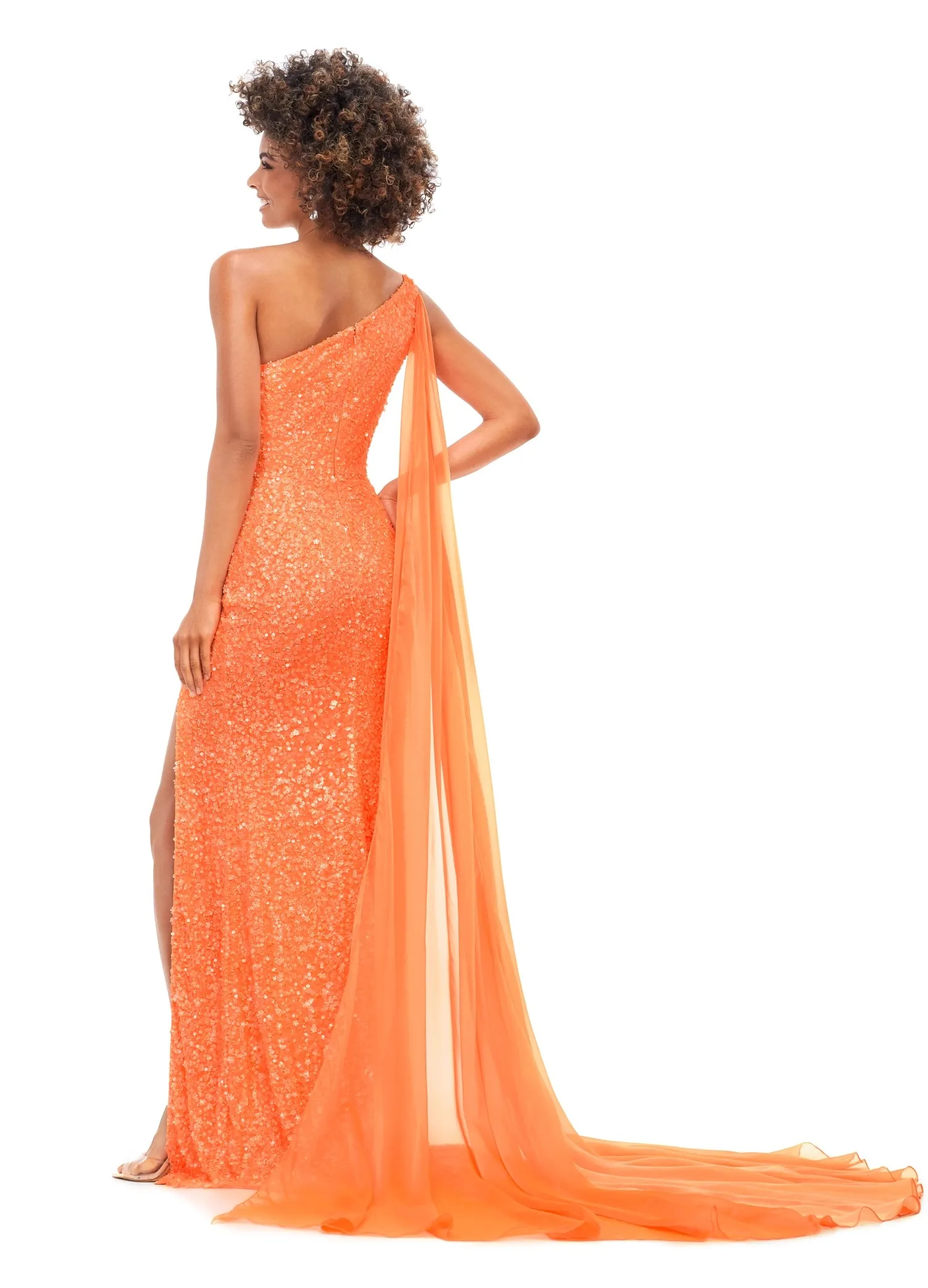 Miron Gown