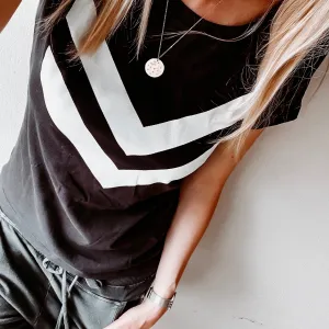 Monochrome chevron tee