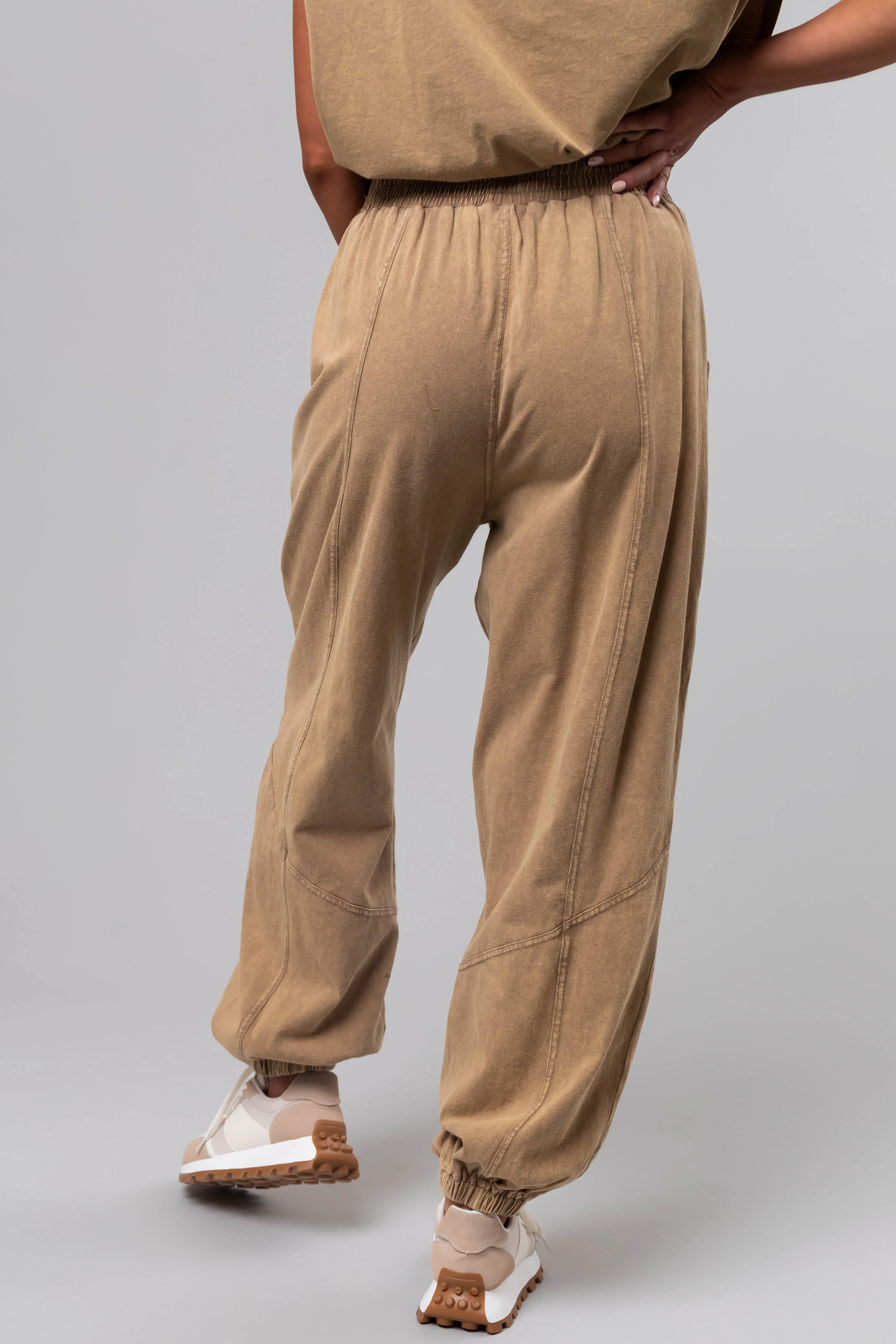 Peanut Mineral Wash Elastic Joggers