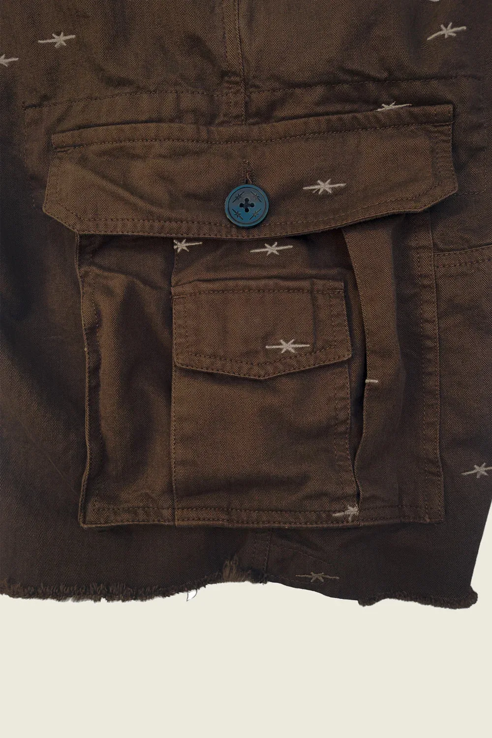 PHIPPS STAR EMBOIRDERED CARGO SHORTS BROWN