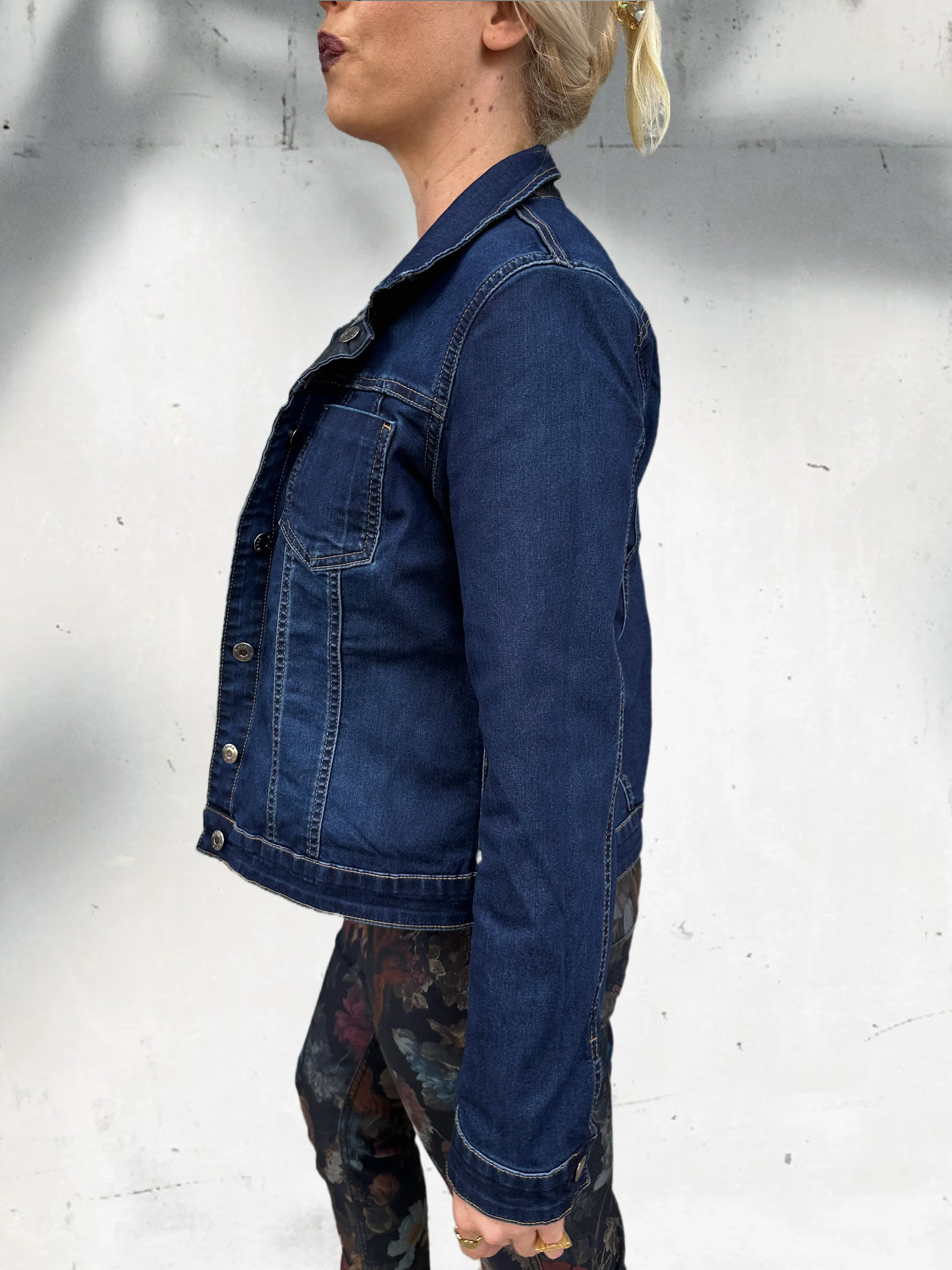 Reversible Jacket in Denim Print and Solid