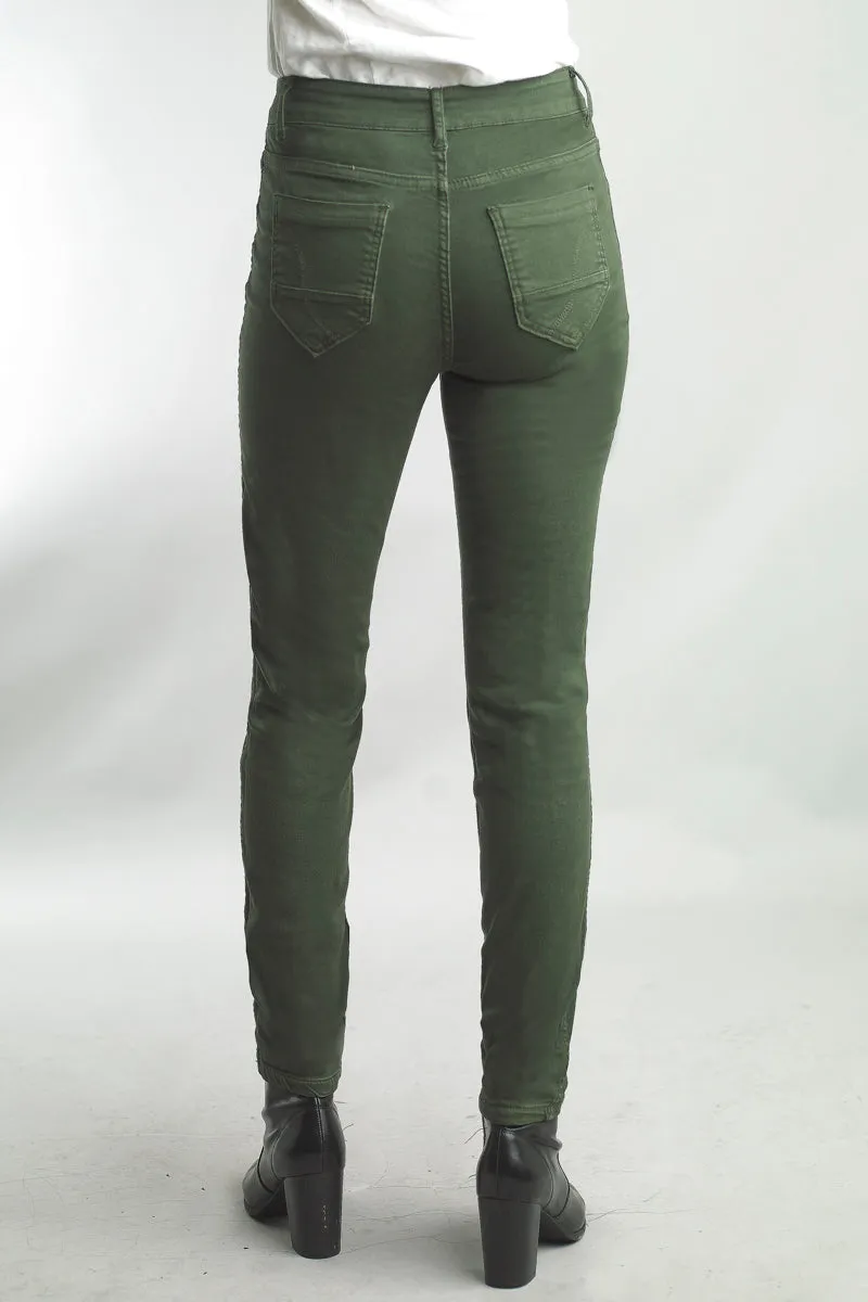 Reversible Jeans in Olive Print and Solid