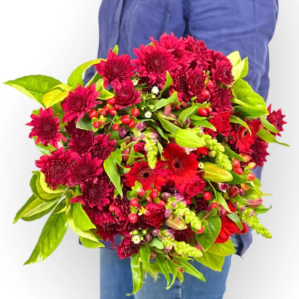 Scarlet Sensation Flower Bouquet