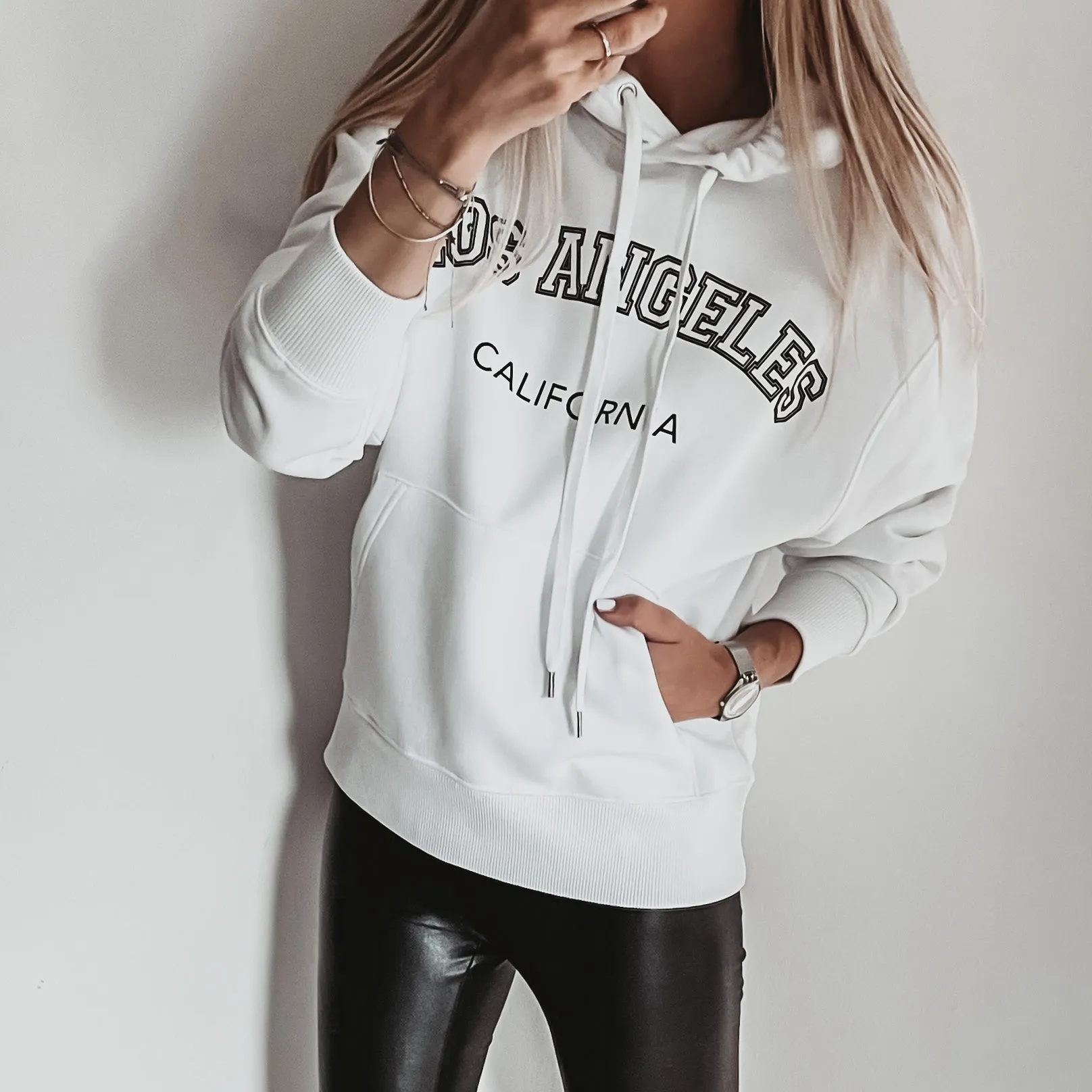 Super slouchy white LOS ANGELES hoody *super slouchy fit*